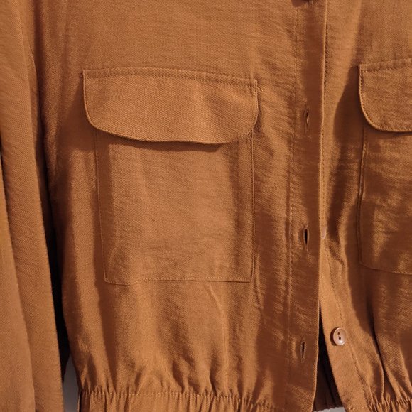 Crop Button Up - Picture 5 of 7